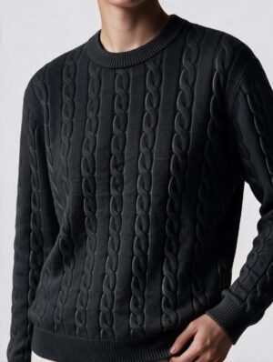 Dynamic Classic Cable-Knit Crewneck Sweater